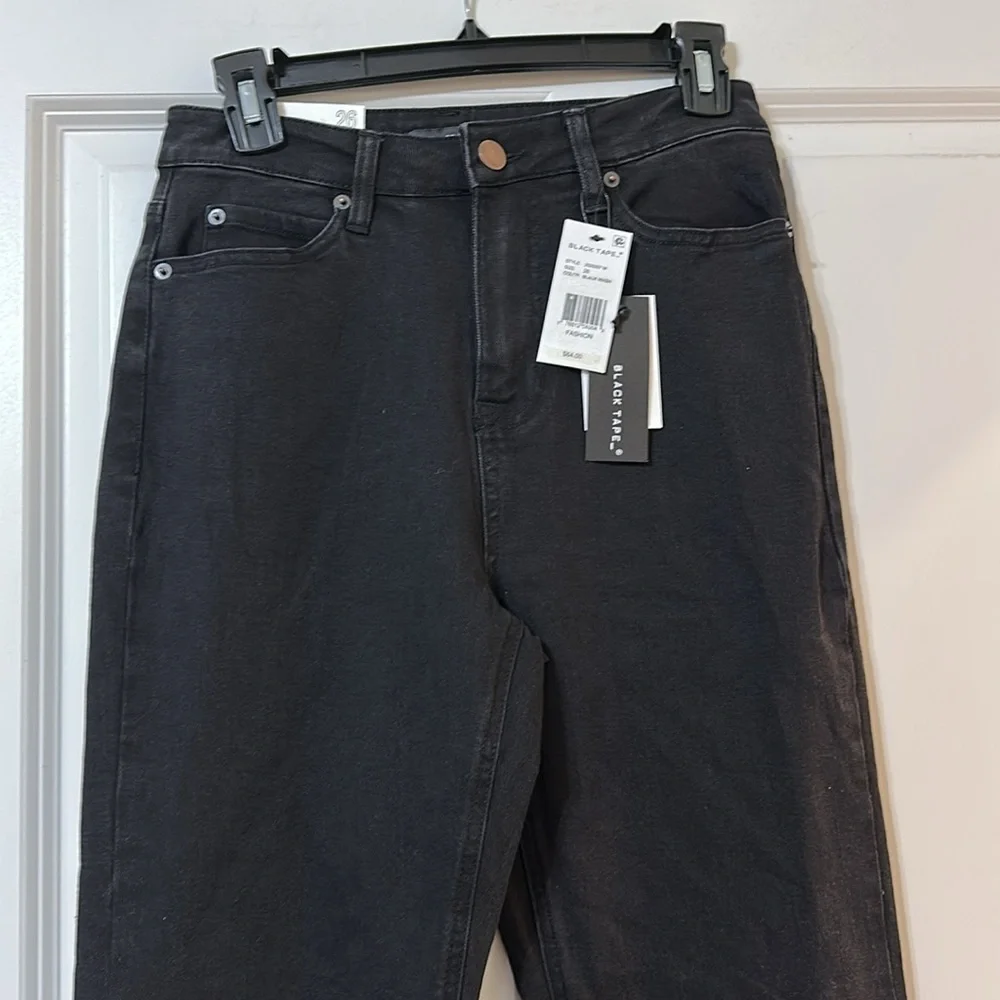 NWT Black Tape Maya High‎ Rise Relaxed Flare Black Wash Women’s Jeans, Size 26